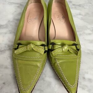 Prart pointy toe leather kitten heel loafers light green sz 7. Made in Italy.